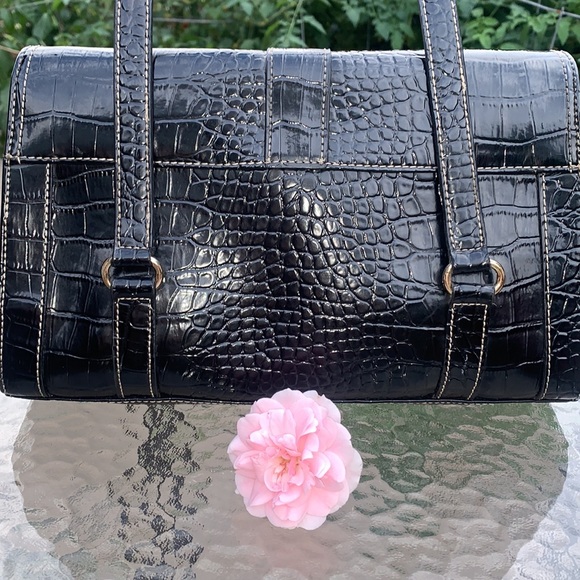 Liz Claiborne Faux Crocodile Leather Bag - Picture 7 of 17